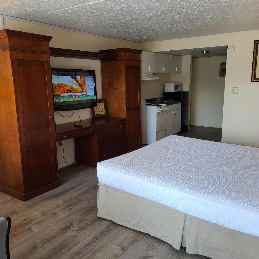 Oceanfront Twilight Surf Hotel 默特尔比奇 外观 照片